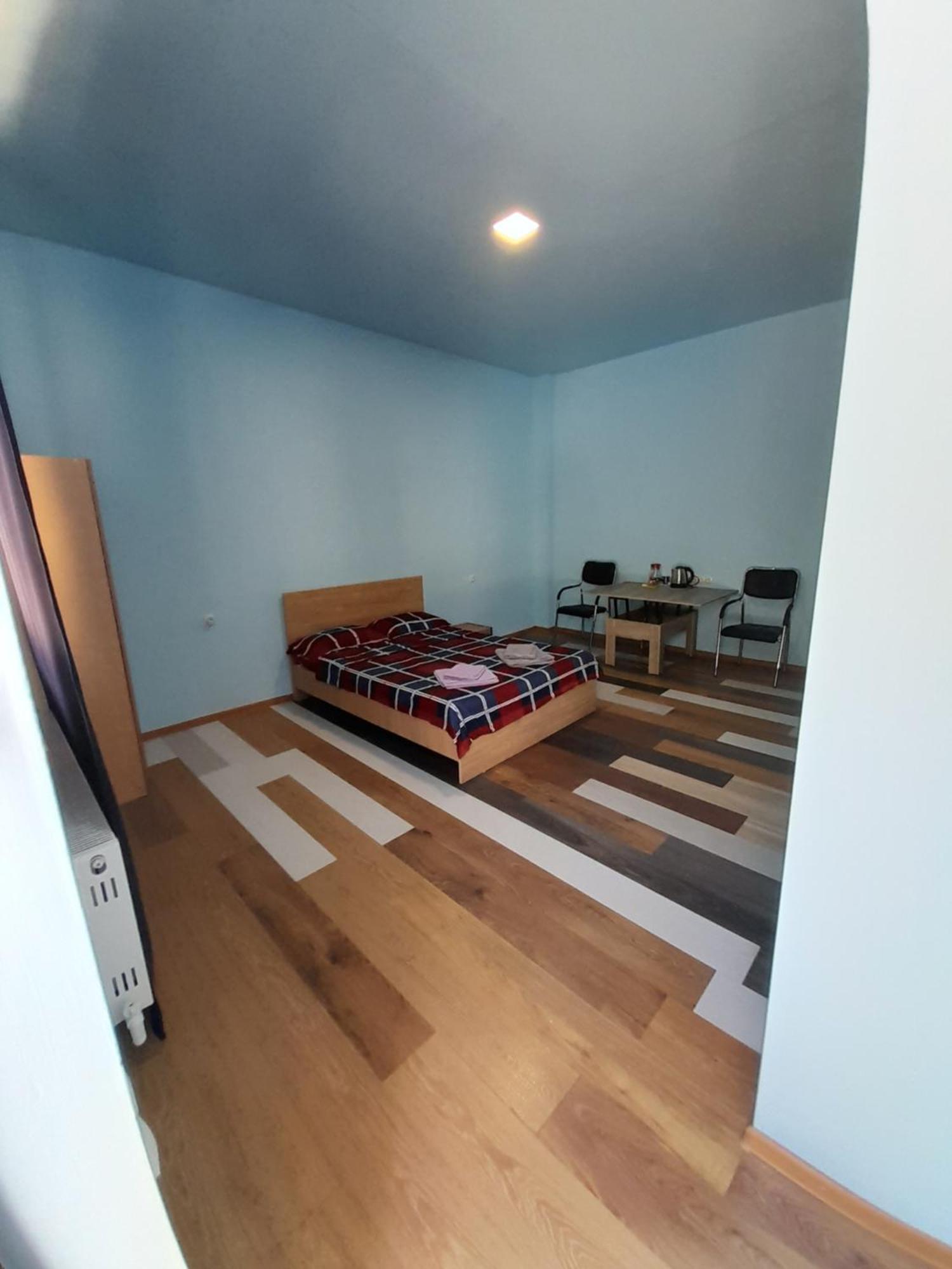 Art Guest House In Kaskad Jerevan Rom bilde